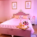 Lighane\'S Studio With Sailor Moon Room